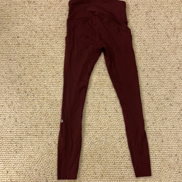 Lululemon Fast and Free 25” Tight Red Wine Size 2 - Picture 2 of 4